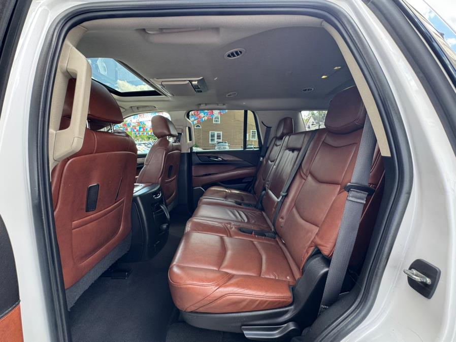 2019 Cadillac Escalade 4WD 4dr Luxury, available for sale in Newark, New Jersey | Champion Auto Sales. Newark, New Jersey 2019 Cadillac Escalade 4WD 4dr Luxury, available for sale in Newark, New Jersey | Champion Auto Sales. Newark, New Jersey