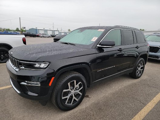 2023 Jeep Grand Cherokee Limited 4x4, available for sale in Franklin Square, New York | C Rich Cars. Franklin Square, New York