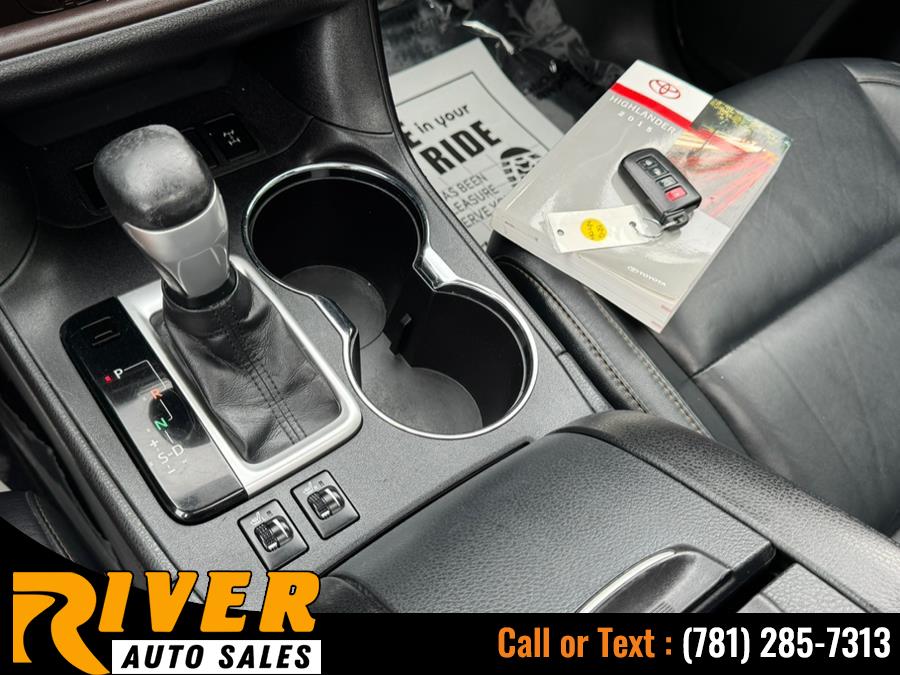 2015 Toyota Highlander AWD 4dr V6 XLE (Natl), available for sale in Malden, Massachusetts | River Auto Sales. Malden, Massachusetts 2015 Toyota Highlander AWD 4dr V6 XLE (Natl), available for sale in Malden, Massachusetts | River Auto Sales. Malden, Massachusetts
