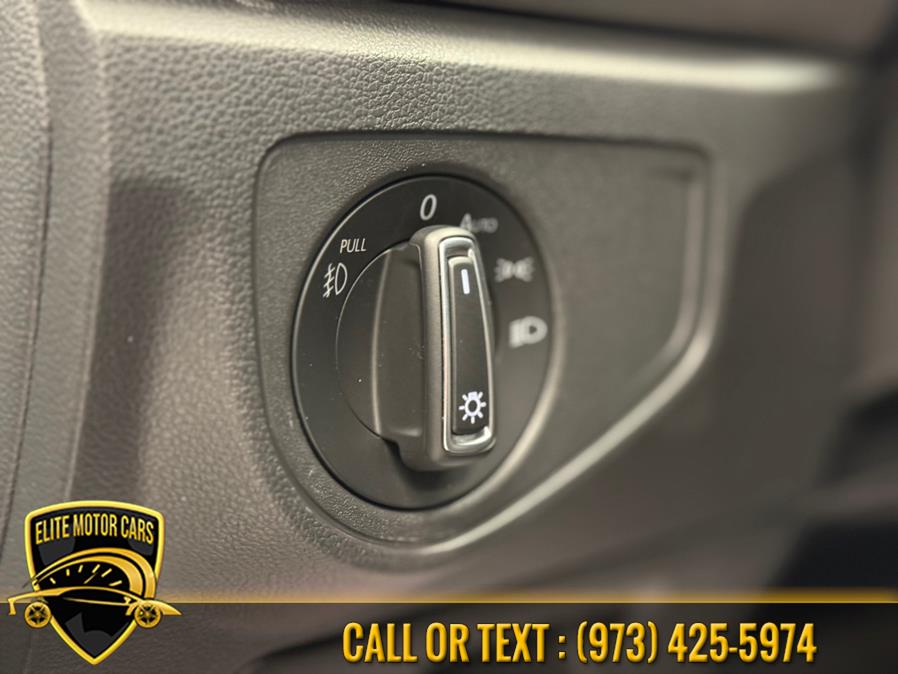 2019 Volkswagen Atlas 3.6L V6 SE w/Technology R-Line 4MOTION, available for sale in Newark, New Jersey | Elite Motor Cars. Newark, New Jersey 2019 Volkswagen Atlas 3.6L V6 SE w/Technology R-Line 4MOTION, available for sale in Newark, New Jersey | Elite Motor Cars. Newark, New Jersey