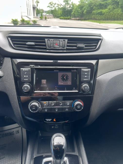 2019 Nissan Rogue Sport AWD S, available for sale in Garfield, New Jersey | Mikes Auto Sales LLC. Garfield, New Jersey 2019 Nissan Rogue Sport AWD S, available for sale in Garfield, New Jersey | Mikes Auto Sales LLC. Garfield, New Jersey
