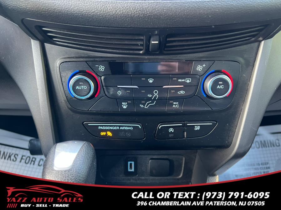 2017 Ford Escape SE 4WD, available for sale in Paterson, New Jersey | Yazz Auto Sales. Paterson, New Jersey 2017 Ford Escape SE 4WD, available for sale in Paterson, New Jersey | Yazz Auto Sales. Paterson, New Jersey