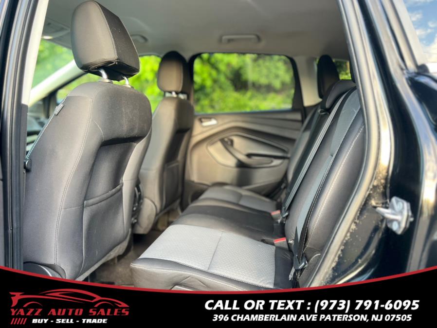 2017 Ford Escape SE 4WD, available for sale in Paterson, New Jersey | Yazz Auto Sales. Paterson, New Jersey 2017 Ford Escape SE 4WD, available for sale in Paterson, New Jersey | Yazz Auto Sales. Paterson, New Jersey