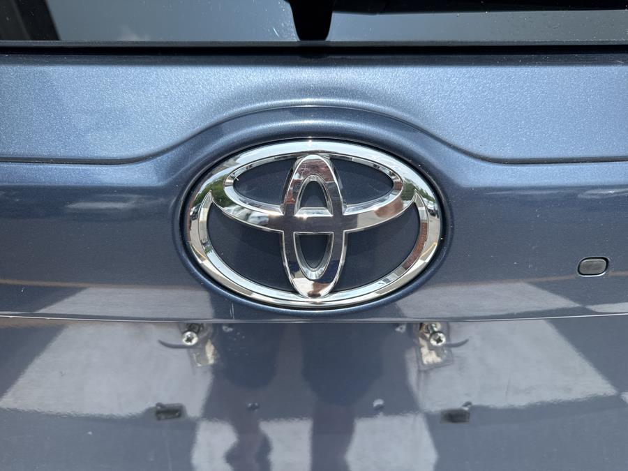 2016 Toyota Highlander AWD 4dr V6 XLE, available for sale in Waterbury, Connecticut | National Auto Brokers, Inc.. Waterbury, Connecticut 2016 Toyota Highlander AWD 4dr V6 XLE, available for sale in Waterbury, Connecticut | National Auto Brokers, Inc.. Waterbury, Connecticut