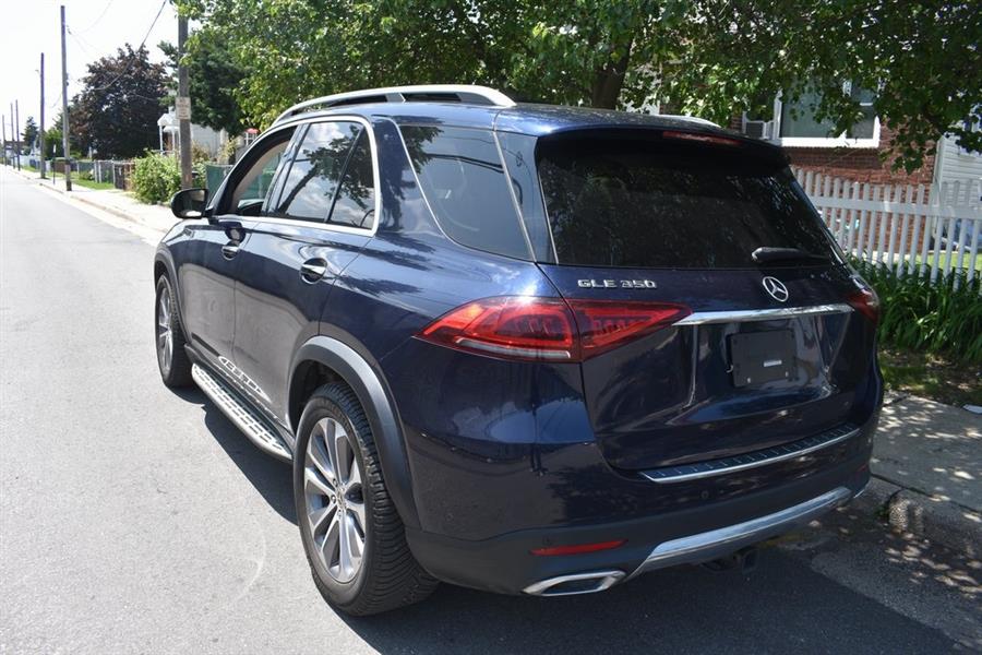 2022 Mercedes-benz Gle GLE 350, available for sale in Hempstead, New York | Certified Automotive Group. Hempstead, New York 2022 Mercedes-benz Gle GLE 350, available for sale in Hempstead, New York | Certified Automotive Group. Hempstead, New York