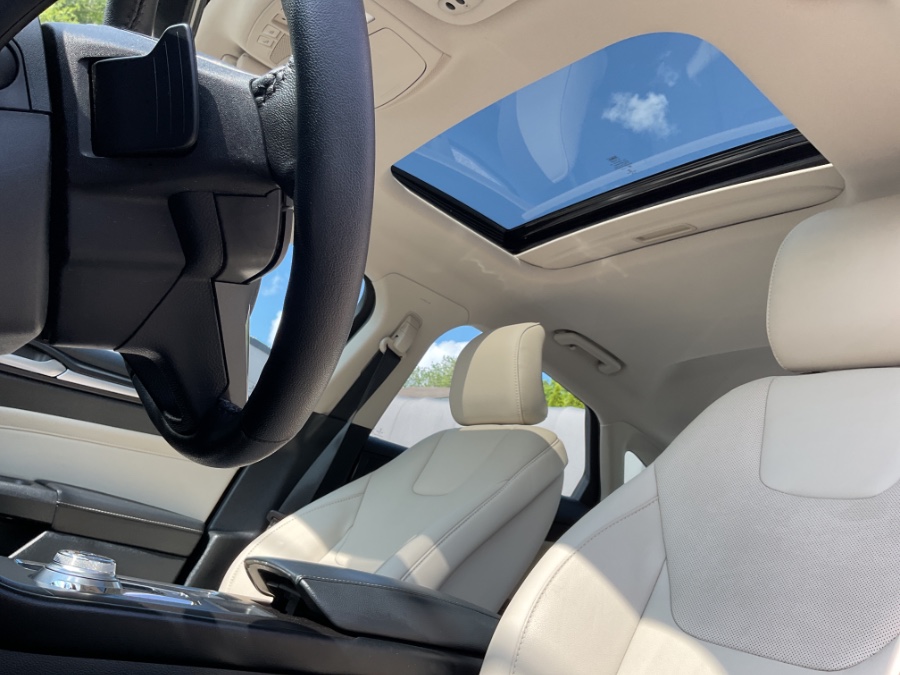 2018 Ford Fusion Titanium AWD, available for sale in Waterbury, Connecticut | Jim Juliani Motors. Waterbury, Connecticut 2018 Ford Fusion Titanium AWD, available for sale in Waterbury, Connecticut | Jim Juliani Motors. Waterbury, Connecticut