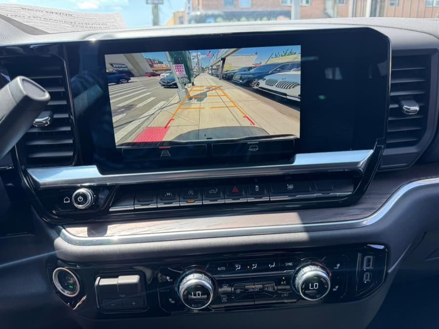 2025 GMC Sierra 1500 4WD Crew Cab 147" SLT, available for sale in Jamaica, New York | Sunrise Autoland. Jamaica, New York 2025 GMC Sierra 1500 4WD Crew Cab 147" SLT, available for sale in Jamaica, New York | Sunrise Autoland. Jamaica, New York