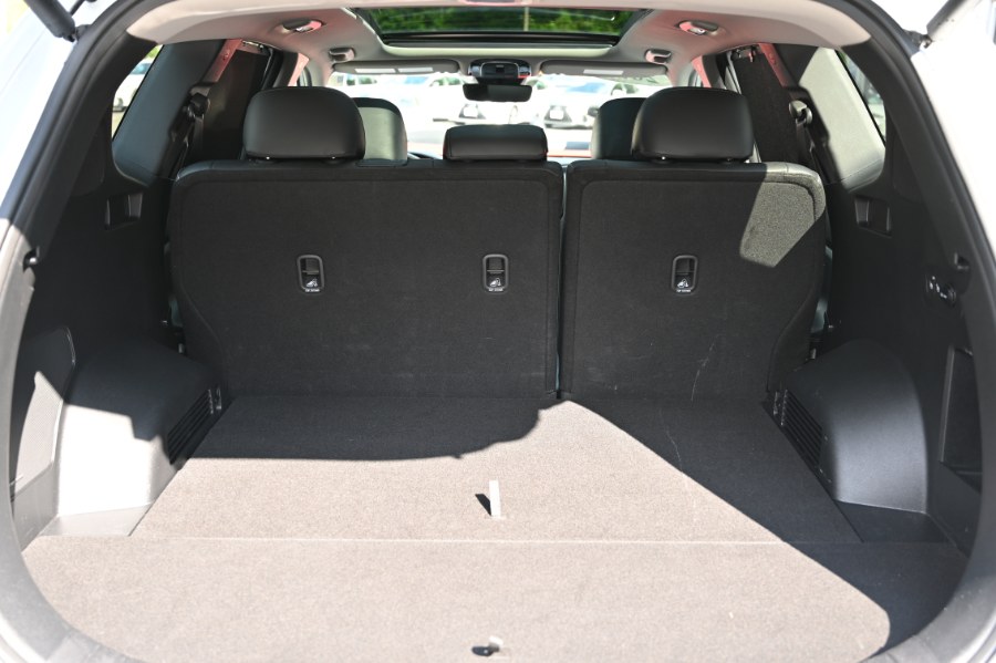 2022 Hyundai Santa Fe SEL AWD, available for sale in Waterbury, Connecticut | Highline Car Connection. Waterbury, Connecticut 2022 Hyundai Santa Fe SEL AWD, available for sale in Waterbury, Connecticut | Highline Car Connection. Waterbury, Connecticut