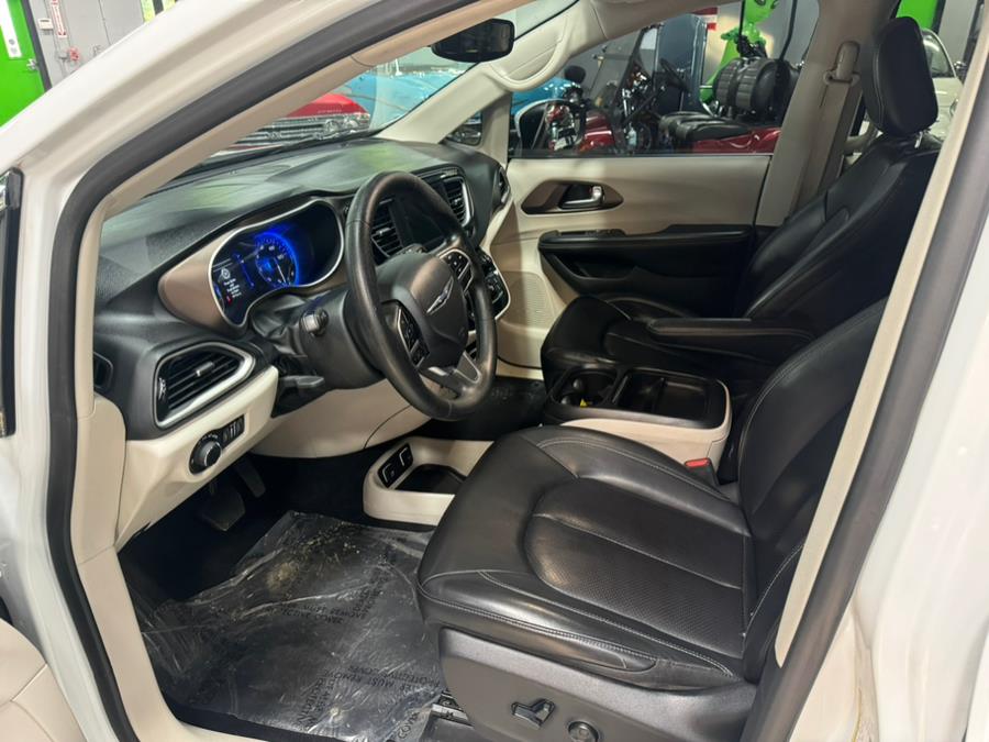 2020 Chrysler Voyager LXI FWD, available for sale in Oxford, Connecticut | Buonauto Enterprises. Oxford, Connecticut 2020 Chrysler Voyager LXI FWD, available for sale in Oxford, Connecticut | Buonauto Enterprises. Oxford, Connecticut
