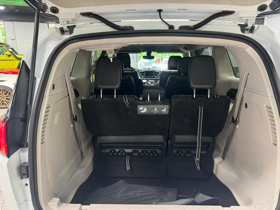 2020 Chrysler Voyager LXI FWD, available for sale in Oxford, Connecticut | Buonauto Enterprises. Oxford, Connecticut 2020 Chrysler Voyager LXI FWD, available for sale in Oxford, Connecticut | Buonauto Enterprises. Oxford, Connecticut