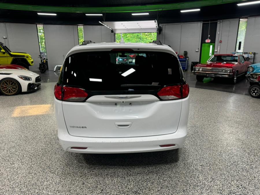 2020 Chrysler Voyager LXI FWD, available for sale in Oxford, Connecticut | Buonauto Enterprises. Oxford, Connecticut 2020 Chrysler Voyager LXI FWD, available for sale in Oxford, Connecticut | Buonauto Enterprises. Oxford, Connecticut