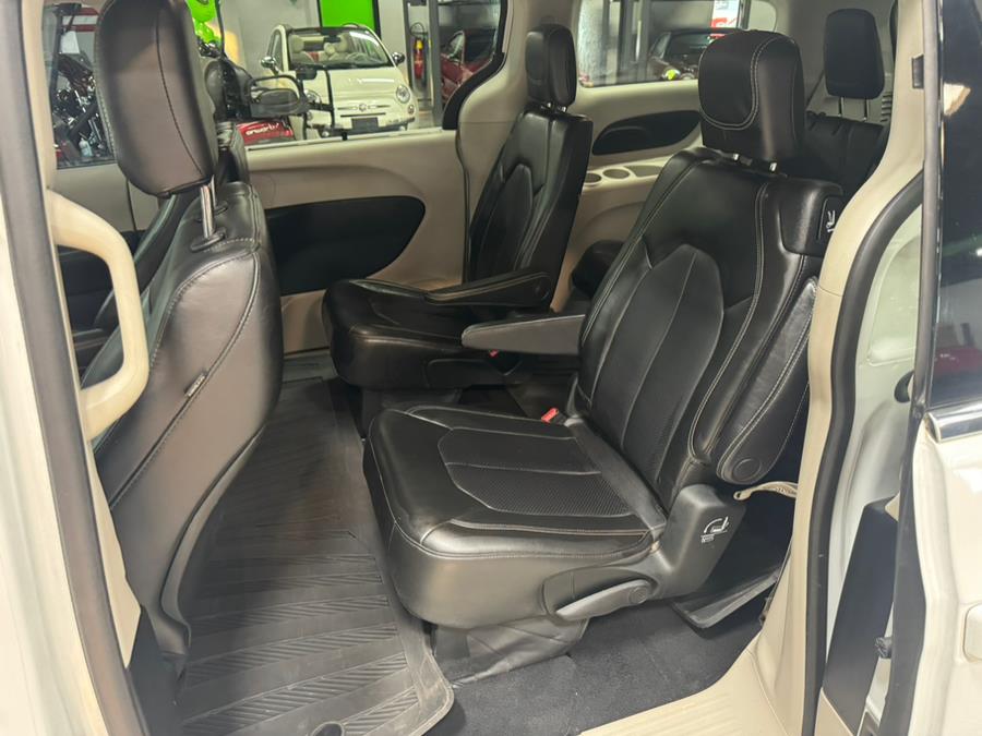 2020 Chrysler Voyager LXI FWD, available for sale in Oxford, Connecticut | Buonauto Enterprises. Oxford, Connecticut 2020 Chrysler Voyager LXI FWD, available for sale in Oxford, Connecticut | Buonauto Enterprises. Oxford, Connecticut