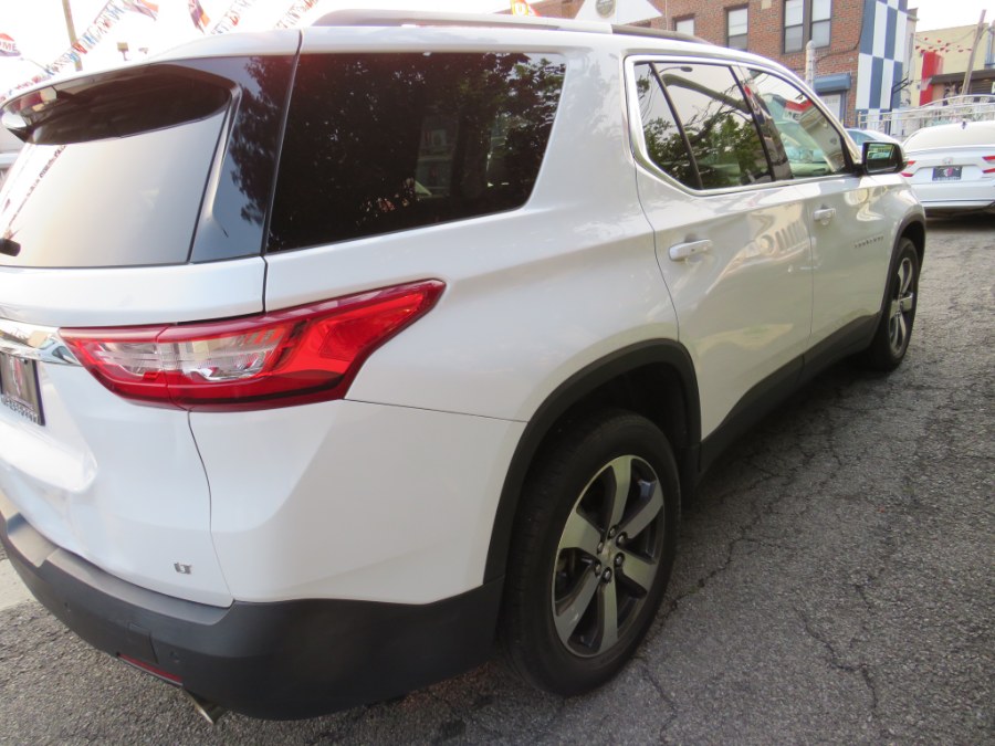 2018 Chevrolet Traverse AWD 4dr LT Leather w/3LT, available for sale in Middle Village, New York | Road Masters II INC. Middle Village, New York 2018 Chevrolet Traverse AWD 4dr LT Leather w/3LT, available for sale in Middle Village, New York | Road Masters II INC. Middle Village, New York