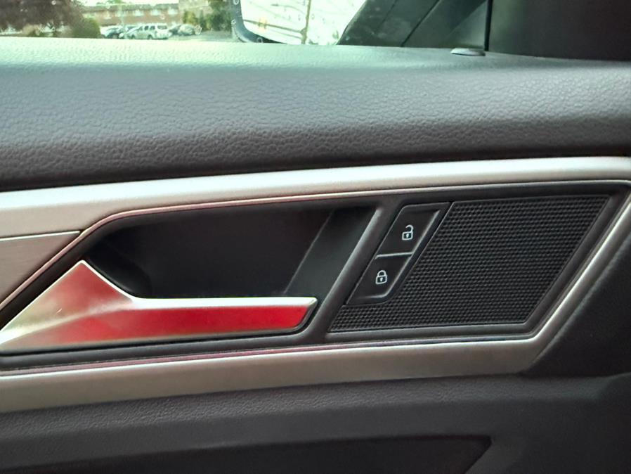 2019 Volkswagen Atlas 3.6L V6 SE 4MOTION, available for sale in Philadelphia, Pennsylvania | Eugen's Auto Sales & Repairs. Philadelphia, Pennsylvania 2019 Volkswagen Atlas 3.6L V6 SE 4MOTION, available for sale in Philadelphia, Pennsylvania | Eugen's Auto Sales & Repairs. Philadelphia, Pennsylvania
