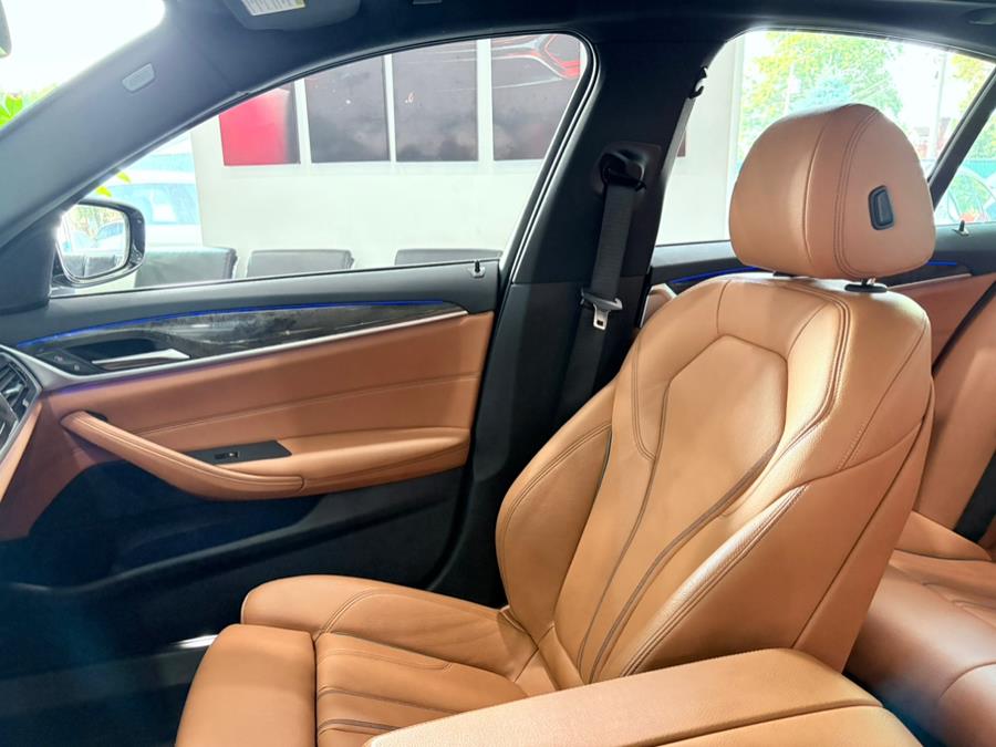 2022 BMW 5 Series 530i xDrive Sedan, available for sale in Franklin Square, New York | Luxury Motor Club. Franklin Square, New York 2022 BMW 5 Series 530i xDrive Sedan, available for sale in Franklin Square, New York | Luxury Motor Club. Franklin Square, New York