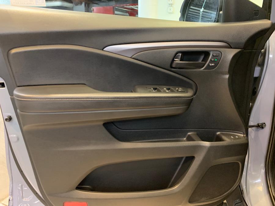 2022 Honda Passport EX-L AWD, available for sale in Hillside, New Jersey | Euro Lux Auto. Hillside, New Jersey 2022 Honda Passport EX-L AWD, available for sale in Hillside, New Jersey | Euro Lux Auto. Hillside, New Jersey