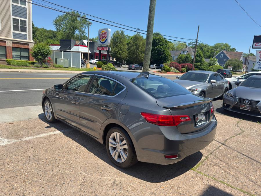 2013 Acura ILX 4dr Sdn 2.0L, available for sale in Manchester, Connecticut | Carsonmain LLC. Manchester, Connecticut 2013 Acura ILX 4dr Sdn 2.0L, available for sale in Manchester, Connecticut | Carsonmain LLC. Manchester, Connecticut