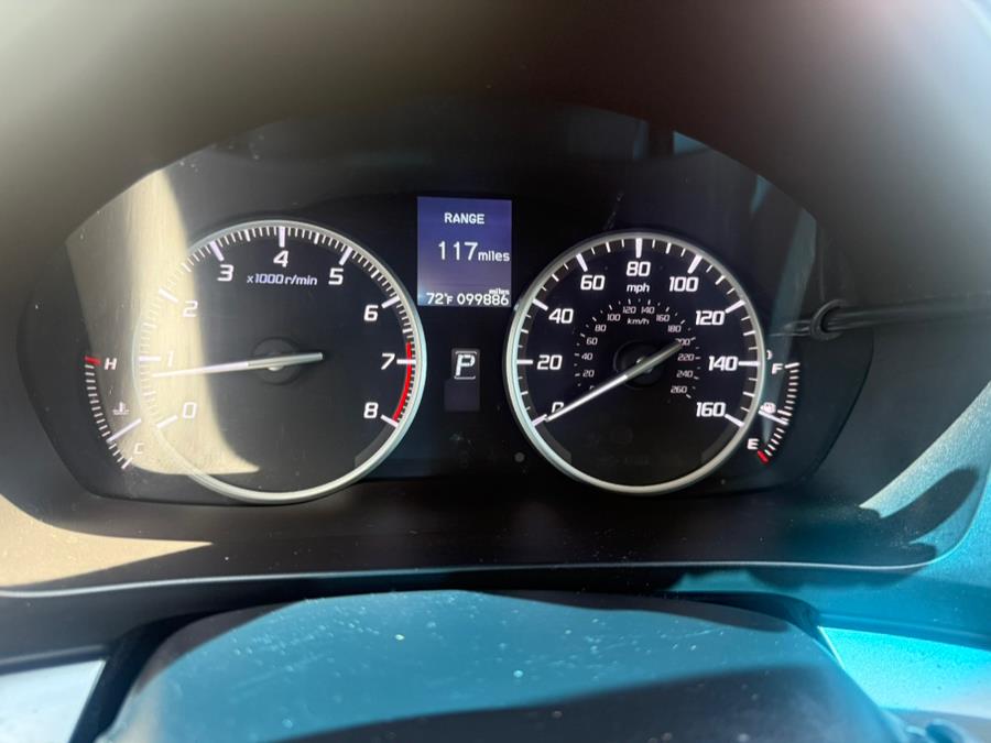 2013 Acura ILX 4dr Sdn 2.0L, available for sale in Manchester, Connecticut | Carsonmain LLC. Manchester, Connecticut 2013 Acura ILX 4dr Sdn 2.0L, available for sale in Manchester, Connecticut | Carsonmain LLC. Manchester, Connecticut