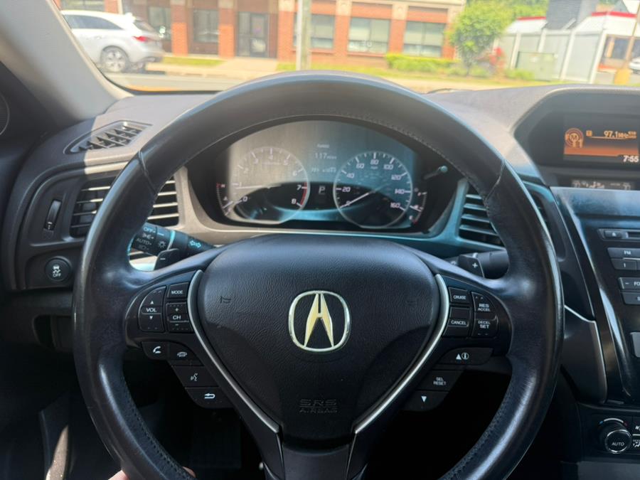 2013 Acura ILX 4dr Sdn 2.0L, available for sale in Manchester, Connecticut | Carsonmain LLC. Manchester, Connecticut 2013 Acura ILX 4dr Sdn 2.0L, available for sale in Manchester, Connecticut | Carsonmain LLC. Manchester, Connecticut