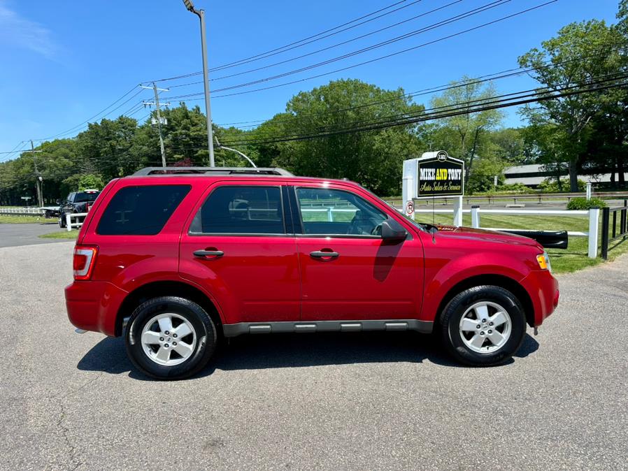 2010 Ford Escape 4WD 4dr XLT, available for sale in South Windsor, Connecticut | Mike And Tony Auto Sales, Inc. South Windsor, Connecticut 2010 Ford Escape 4WD 4dr XLT, available for sale in South Windsor, Connecticut | Mike And Tony Auto Sales, Inc. South Windsor, Connecticut