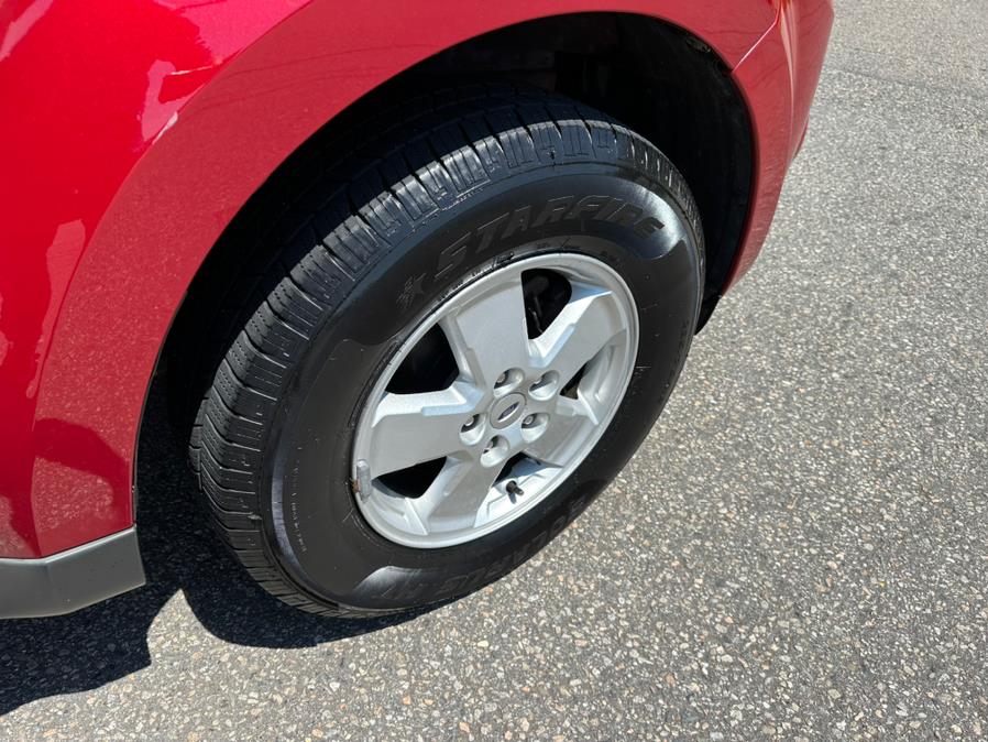 2010 Ford Escape 4WD 4dr XLT, available for sale in South Windsor, Connecticut | Mike And Tony Auto Sales, Inc. South Windsor, Connecticut 2010 Ford Escape 4WD 4dr XLT, available for sale in South Windsor, Connecticut | Mike And Tony Auto Sales, Inc. South Windsor, Connecticut
