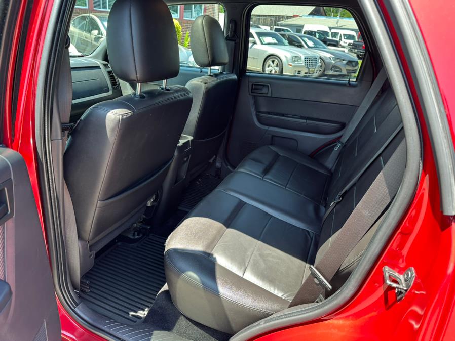 2010 Ford Escape 4WD 4dr XLT, available for sale in South Windsor, Connecticut | Mike And Tony Auto Sales, Inc. South Windsor, Connecticut 2010 Ford Escape 4WD 4dr XLT, available for sale in South Windsor, Connecticut | Mike And Tony Auto Sales, Inc. South Windsor, Connecticut