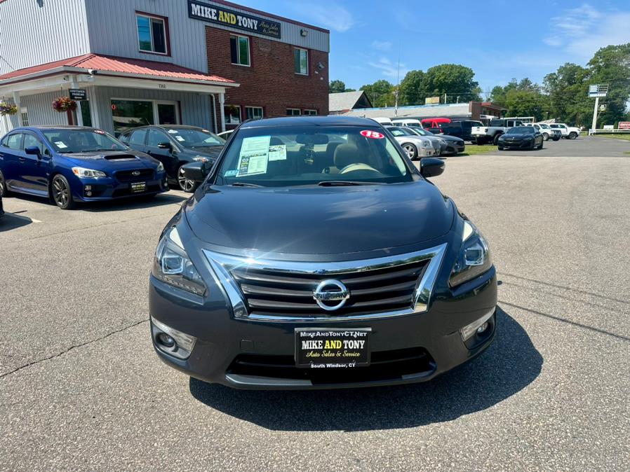 2015 Nissan Altima 4dr Sdn I4 2.5 S, available for sale in South Windsor, Connecticut | Mike And Tony Auto Sales, Inc. South Windsor, Connecticut 2015 Nissan Altima 4dr Sdn I4 2.5 S, available for sale in South Windsor, Connecticut | Mike And Tony Auto Sales, Inc. South Windsor, Connecticut