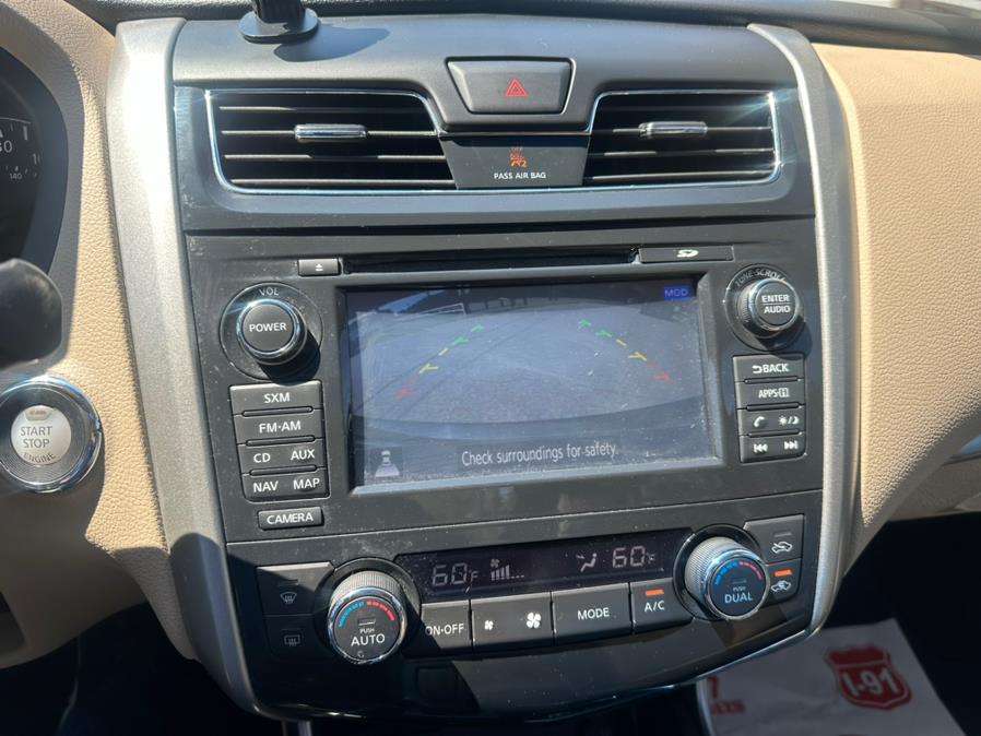 2015 Nissan Altima 4dr Sdn I4 2.5 S, available for sale in South Windsor, Connecticut | Mike And Tony Auto Sales, Inc. South Windsor, Connecticut 2015 Nissan Altima 4dr Sdn I4 2.5 S, available for sale in South Windsor, Connecticut | Mike And Tony Auto Sales, Inc. South Windsor, Connecticut
