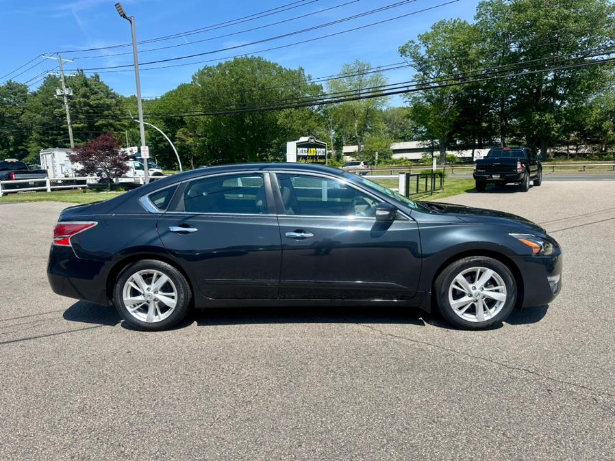 2015 Nissan Altima 4dr Sdn I4 2.5 S, available for sale in South Windsor, Connecticut | Mike And Tony Auto Sales, Inc. South Windsor, Connecticut 2015 Nissan Altima 4dr Sdn I4 2.5 S, available for sale in South Windsor, Connecticut | Mike And Tony Auto Sales, Inc. South Windsor, Connecticut