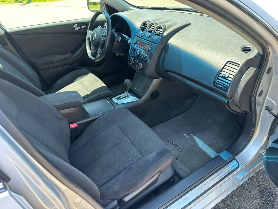2012 Nissan Altima 4dr Sdn I4 CVT 2.5 S, available for sale in South Windsor, Connecticut | Mike And Tony Auto Sales, Inc. South Windsor, Connecticut 2012 Nissan Altima 4dr Sdn I4 CVT 2.5 S, available for sale in South Windsor, Connecticut | Mike And Tony Auto Sales, Inc. South Windsor, Connecticut