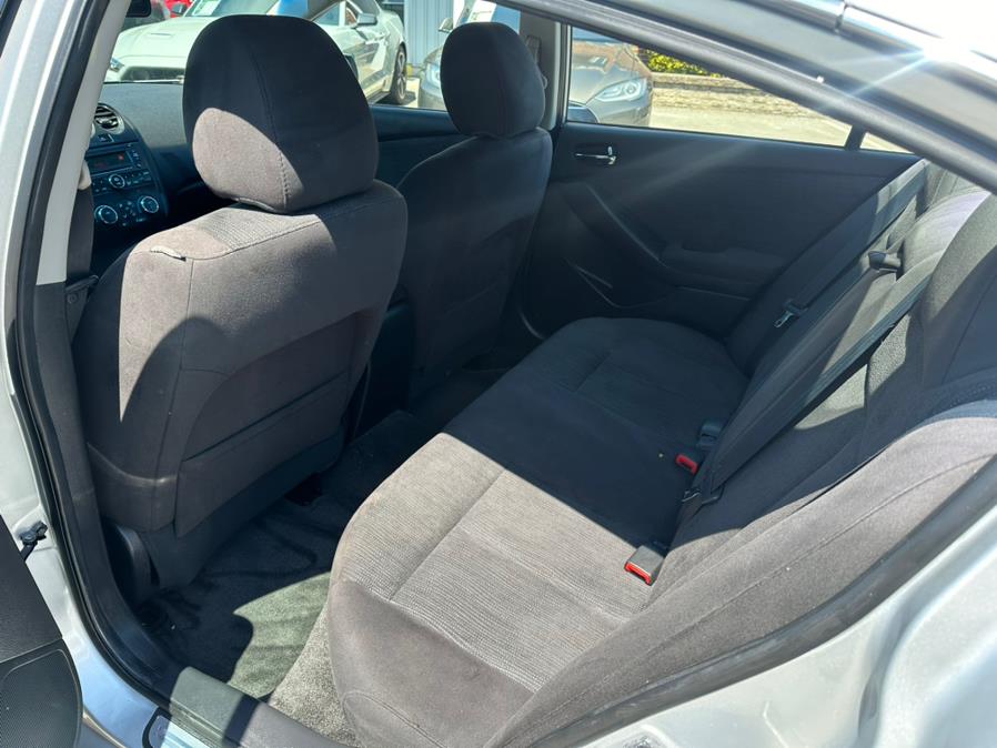 2012 Nissan Altima 4dr Sdn I4 CVT 2.5 S, available for sale in South Windsor, Connecticut | Mike And Tony Auto Sales, Inc. South Windsor, Connecticut 2012 Nissan Altima 4dr Sdn I4 CVT 2.5 S, available for sale in South Windsor, Connecticut | Mike And Tony Auto Sales, Inc. South Windsor, Connecticut