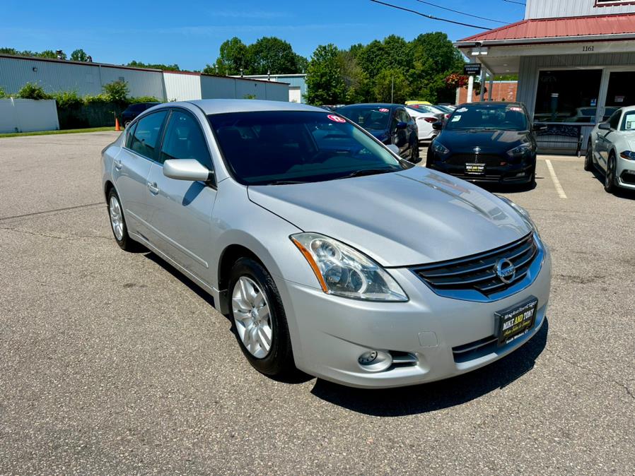 2012 Nissan Altima 4dr Sdn I4 CVT 2.5 S, available for sale in South Windsor, Connecticut | Mike And Tony Auto Sales, Inc. South Windsor, Connecticut 2012 Nissan Altima 4dr Sdn I4 CVT 2.5 S, available for sale in South Windsor, Connecticut | Mike And Tony Auto Sales, Inc. South Windsor, Connecticut