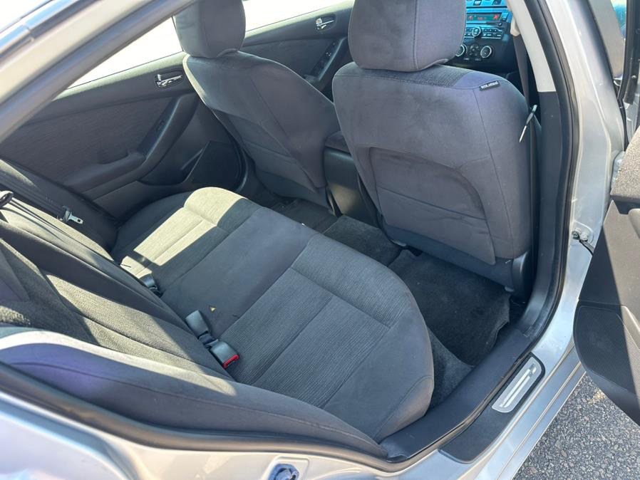 2012 Nissan Altima 4dr Sdn I4 CVT 2.5 S, available for sale in South Windsor, Connecticut | Mike And Tony Auto Sales, Inc. South Windsor, Connecticut 2012 Nissan Altima 4dr Sdn I4 CVT 2.5 S, available for sale in South Windsor, Connecticut | Mike And Tony Auto Sales, Inc. South Windsor, Connecticut