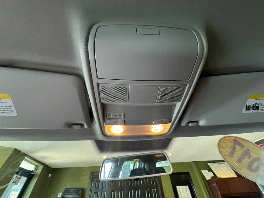 2017 Volkswagen Tiguan Limited 2.0T 4MOTION, available for sale in West Hartford, Connecticut | AutoMax. West Hartford, Connecticut 2017 Volkswagen Tiguan Limited 2.0T 4MOTION, available for sale in West Hartford, Connecticut | AutoMax. West Hartford, Connecticut