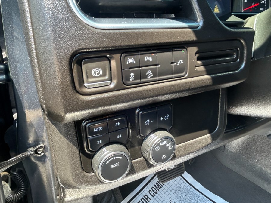 2021 Chevrolet Tahoe 4WD 4dr Premier, available for sale in West Babylon, New York | New Gen Auto Group. West Babylon, New York 2021 Chevrolet Tahoe 4WD 4dr Premier, available for sale in West Babylon, New York | New Gen Auto Group. West Babylon, New York