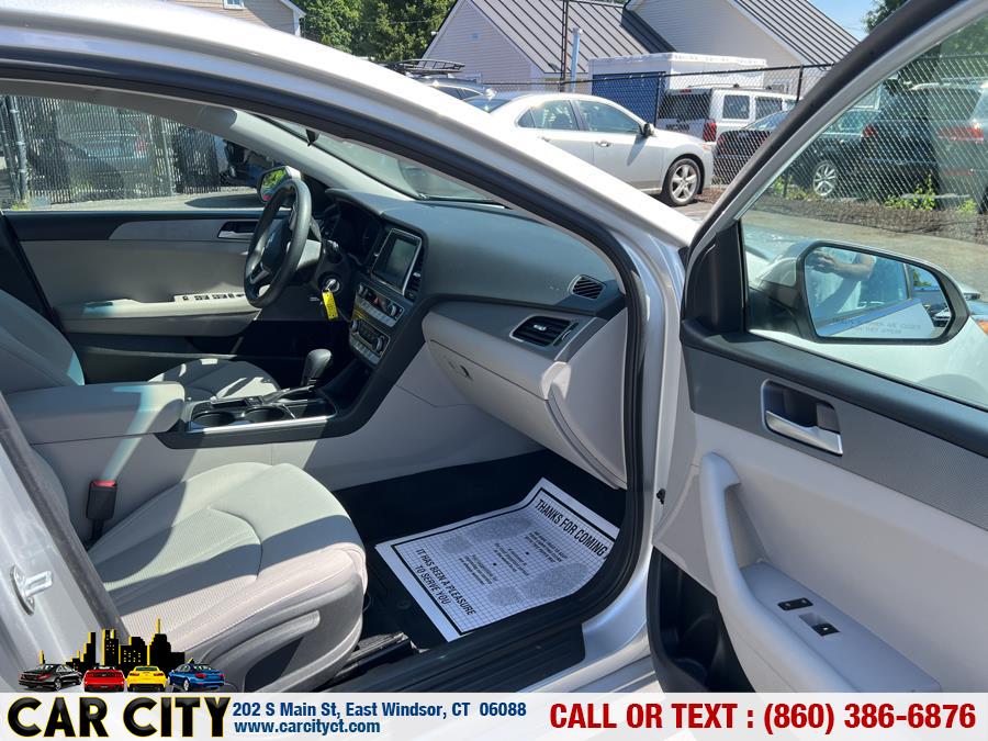 2019 Hyundai Sonata SE 2.4L, available for sale in East Windsor, Connecticut | Car City LLC. East Windsor, Connecticut 2019 Hyundai Sonata SE 2.4L, available for sale in East Windsor, Connecticut | Car City LLC. East Windsor, Connecticut
