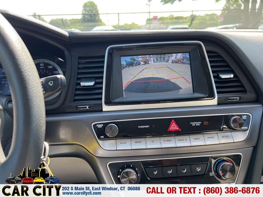 2019 Hyundai Sonata SE 2.4L, available for sale in East Windsor, Connecticut | Car City LLC. East Windsor, Connecticut 2019 Hyundai Sonata SE 2.4L, available for sale in East Windsor, Connecticut | Car City LLC. East Windsor, Connecticut