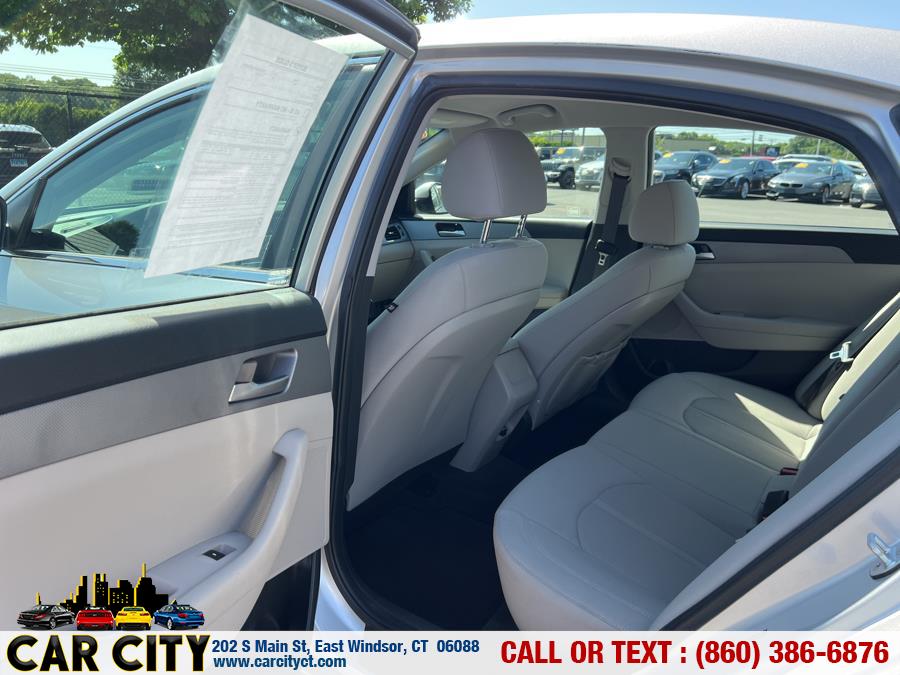 2019 Hyundai Sonata SE 2.4L, available for sale in East Windsor, Connecticut | Car City LLC. East Windsor, Connecticut 2019 Hyundai Sonata SE 2.4L, available for sale in East Windsor, Connecticut | Car City LLC. East Windsor, Connecticut