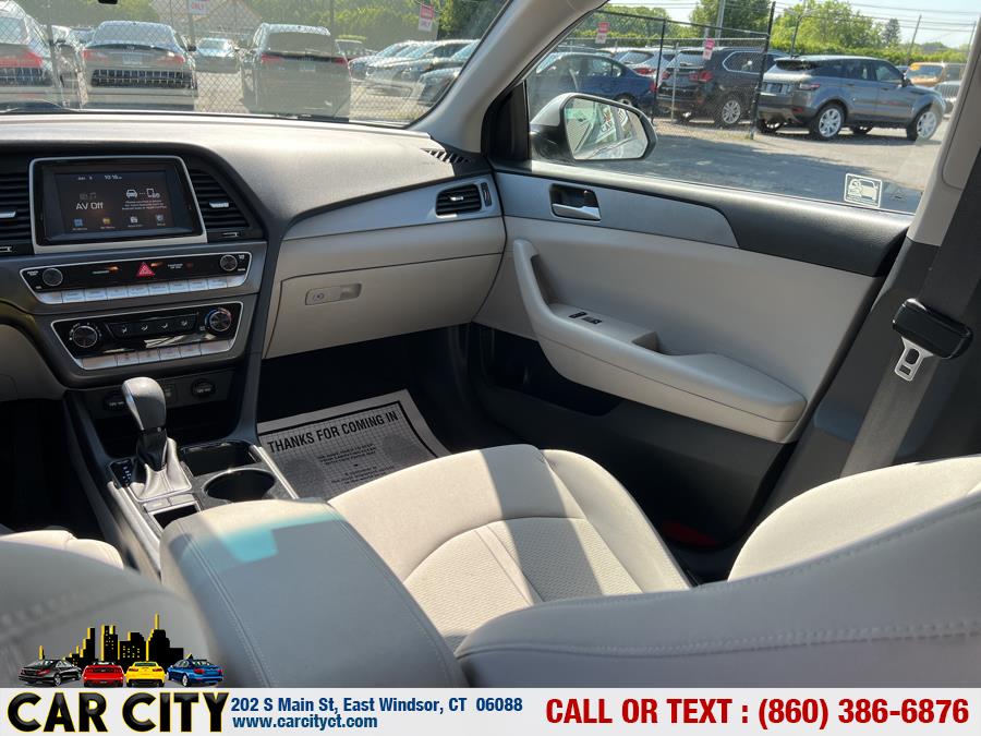 2019 Hyundai Sonata SE 2.4L, available for sale in East Windsor, Connecticut | Car City LLC. East Windsor, Connecticut 2019 Hyundai Sonata SE 2.4L, available for sale in East Windsor, Connecticut | Car City LLC. East Windsor, Connecticut
