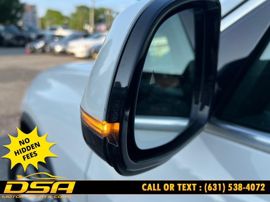 2019 BMW X5 xDrive40i Sports Activity Vehicle, available for sale in Commack, New York | DSA Motor Sports Corp. Commack, New York 2019 BMW X5 xDrive40i Sports Activity Vehicle, available for sale in Commack, New York | DSA Motor Sports Corp. Commack, New York