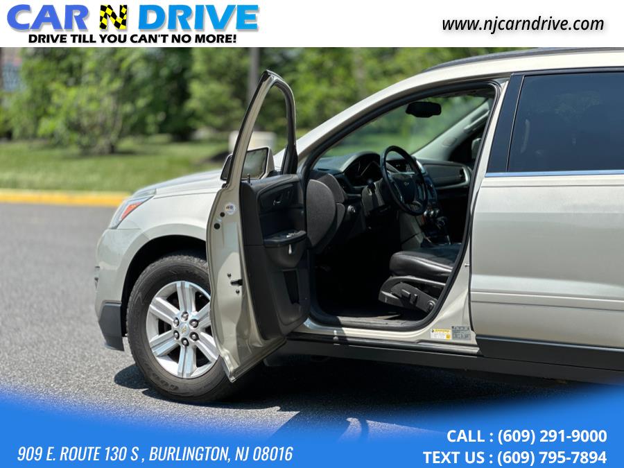 2014 Chevrolet Traverse 2LT, available for sale in Hempstead, New York | VIP Auto Credit Express. Hempstead, New York 2014 Chevrolet Traverse 2LT, available for sale in Hempstead, New York | VIP Auto Credit Express. Hempstead, New York