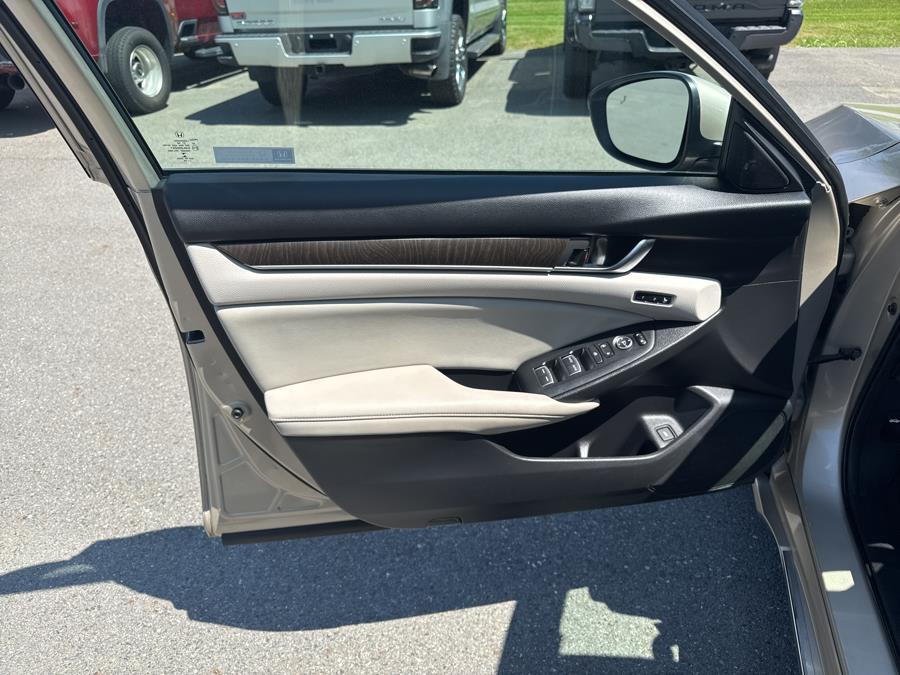 2018 Honda Accord Sedan EX-L 1.5T CVT, available for sale in Bangor , Maine | Pray's Auto Sales . Bangor , Maine 2018 Honda Accord Sedan EX-L 1.5T CVT, available for sale in Bangor , Maine | Pray's Auto Sales . Bangor , Maine