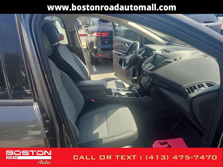2017 Ford Escape Titanium 4WD, available for sale in Springfield, Massachusetts | Boston Road Auto. Springfield, Massachusetts 2017 Ford Escape Titanium 4WD, available for sale in Springfield, Massachusetts | Boston Road Auto. Springfield, Massachusetts