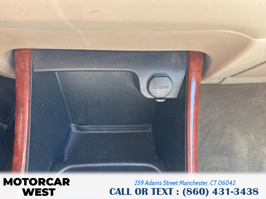 2004 Toyota Camry 4dr Sdn XLE Auto (Natl), available for sale in Manchester, Connecticut | Motorcar West. Manchester, Connecticut 2004 Toyota Camry 4dr Sdn XLE Auto (Natl), available for sale in Manchester, Connecticut | Motorcar West. Manchester, Connecticut