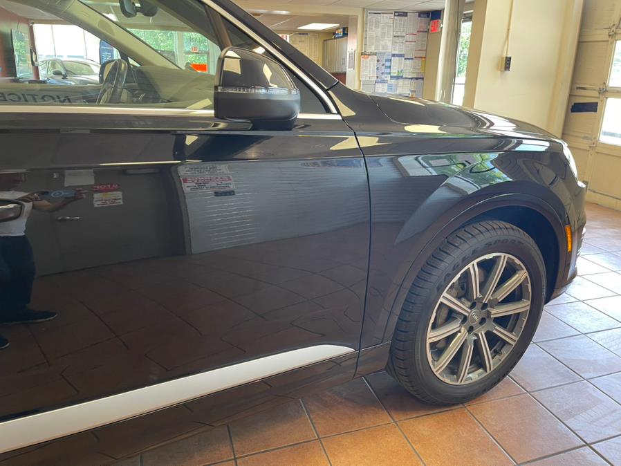 2019 Audi Q7 SE Premium Plus 55 TFSI quattro, available for sale in Suffern, New York | Rockland Motor Sport. Suffern, New York 2019 Audi Q7 SE Premium Plus 55 TFSI quattro, available for sale in Suffern, New York | Rockland Motor Sport. Suffern, New York