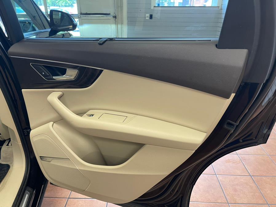 2019 Audi Q7 SE Premium Plus 55 TFSI quattro, available for sale in Suffern, New York | Rockland Motor Sport. Suffern, New York 2019 Audi Q7 SE Premium Plus 55 TFSI quattro, available for sale in Suffern, New York | Rockland Motor Sport. Suffern, New York