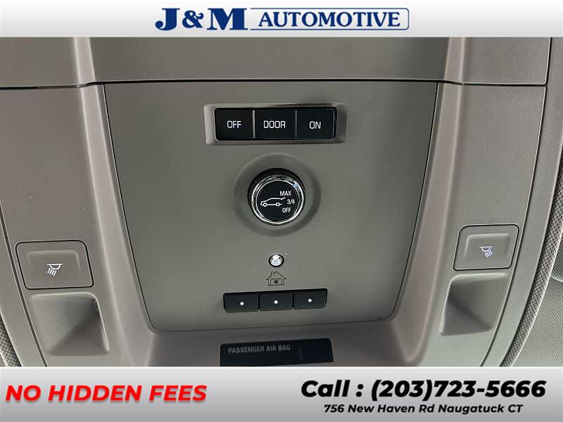 2018 Chevrolet Tahoe LT, available for sale in Naugatuck, Connecticut | J&M Automotive Sls&Svc LLC. Naugatuck, Connecticut 2018 Chevrolet Tahoe LT, available for sale in Naugatuck, Connecticut | J&M Automotive Sls&Svc LLC. Naugatuck, Connecticut