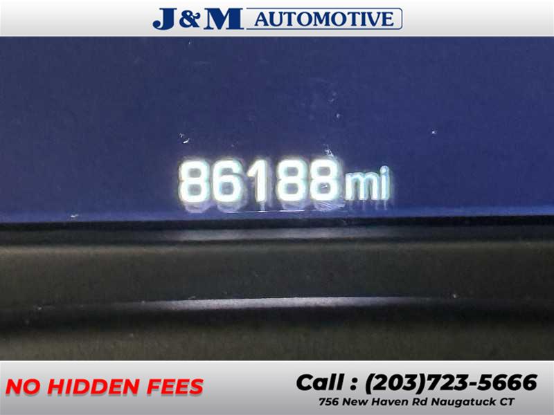 2018 Chevrolet Tahoe LT, available for sale in Naugatuck, Connecticut | J&M Automotive Sls&Svc LLC. Naugatuck, Connecticut 2018 Chevrolet Tahoe LT, available for sale in Naugatuck, Connecticut | J&M Automotive Sls&Svc LLC. Naugatuck, Connecticut
