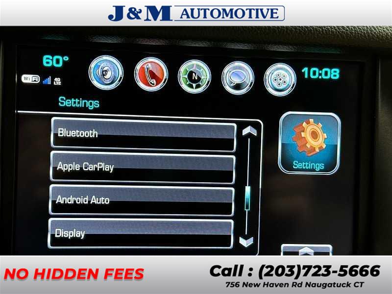 2019 Chevrolet Suburban LT, available for sale in Naugatuck, Connecticut | J&M Automotive Sls&Svc LLC. Naugatuck, Connecticut 2019 Chevrolet Suburban LT, available for sale in Naugatuck, Connecticut | J&M Automotive Sls&Svc LLC. Naugatuck, Connecticut