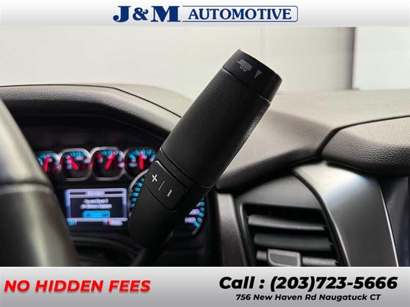 2019 Chevrolet Suburban LT, available for sale in Naugatuck, Connecticut | J&M Automotive Sls&Svc LLC. Naugatuck, Connecticut 2019 Chevrolet Suburban LT, available for sale in Naugatuck, Connecticut | J&M Automotive Sls&Svc LLC. Naugatuck, Connecticut
